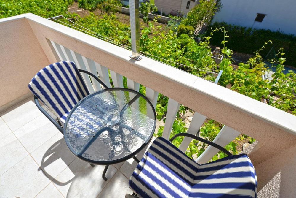 Apartments Viola Betina  Zewnętrze zdjęcie