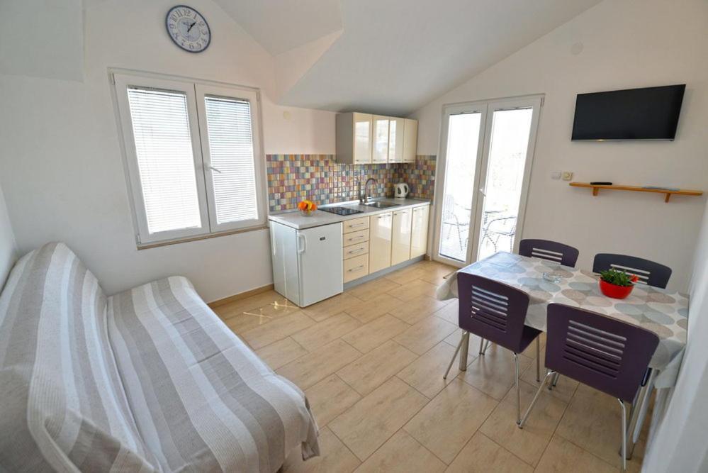 Apartments Viola Betina  Pokój zdjęcie