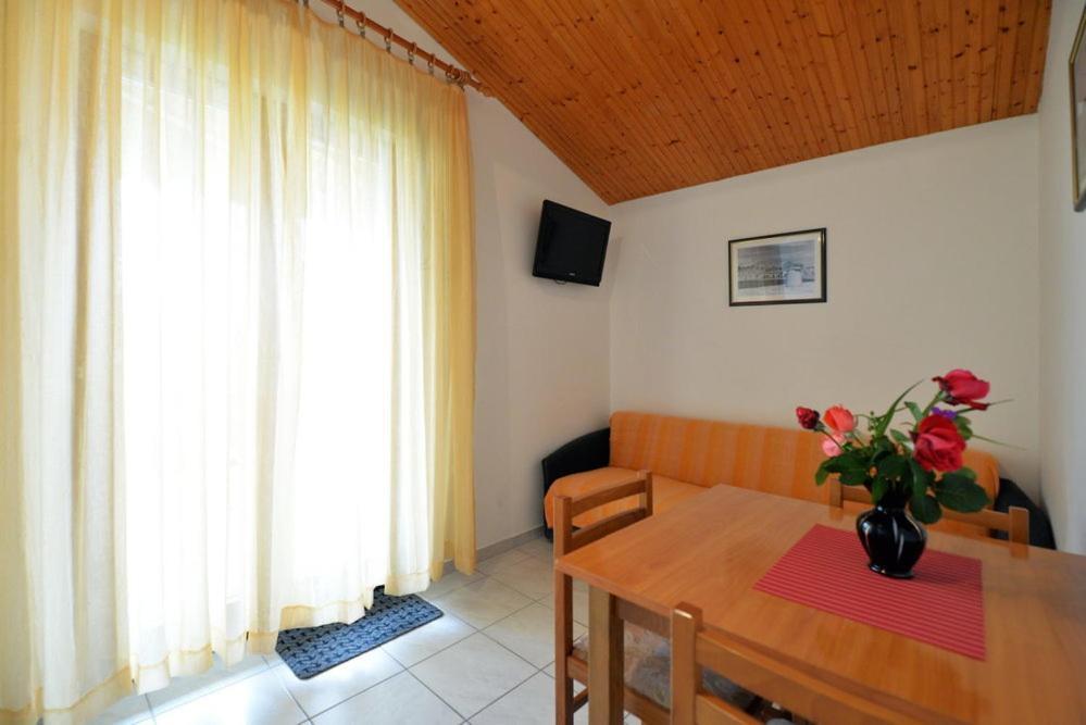 Apartments Viola Betina  Pokój zdjęcie
