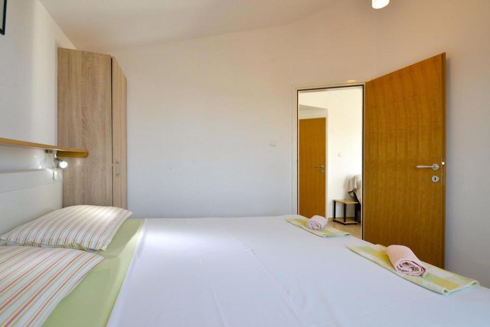 Apartments Viola Betina  Pokój zdjęcie